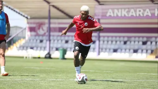 Junior Fernandes, Cedido
