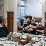 Jeannette Jara conoció a Violeta Boric, red X