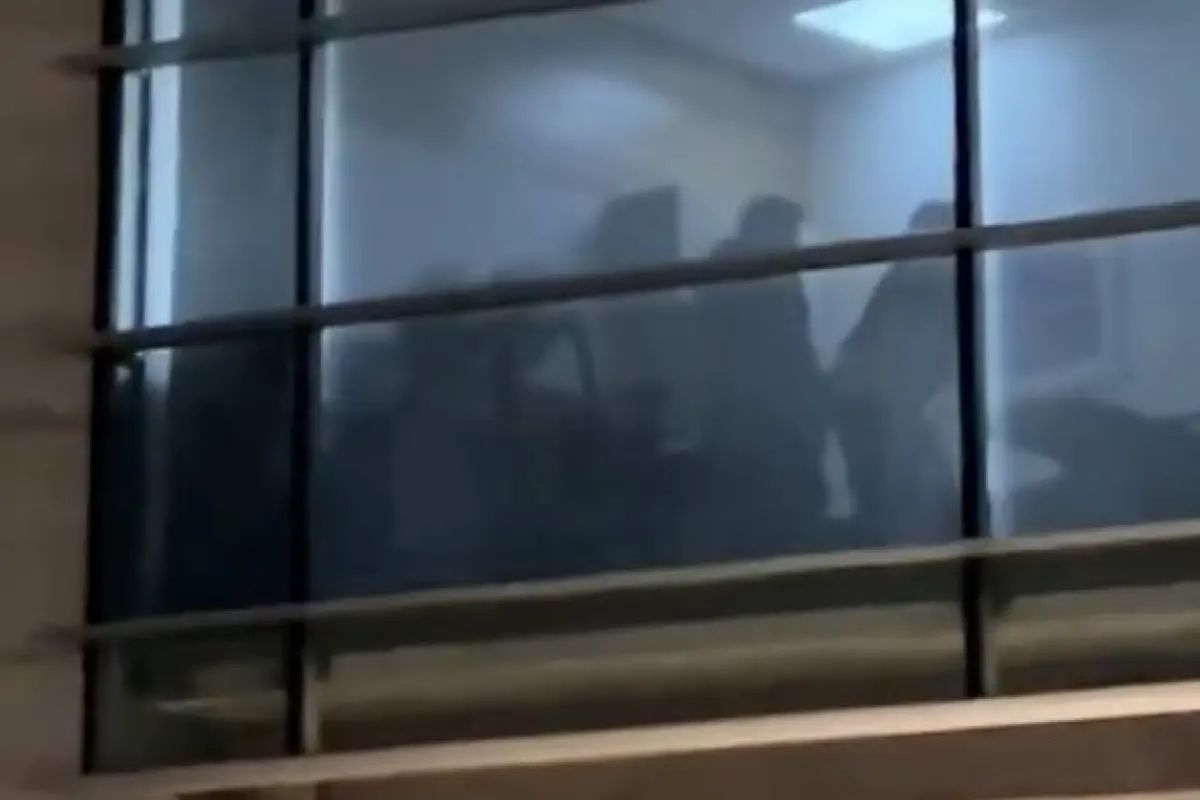 Video captado fuera de la Municipalidad de Vitacura, Captura de pantalla