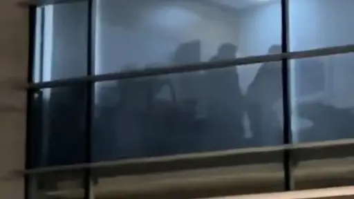 Video captado fuera de la Municipalidad de Vitacura, Captura de pantalla