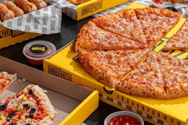 ¡Under Pizza celebra su cuarto aniversario a lo grande! ,Under Pizza | Cedida