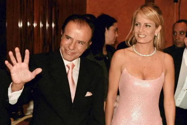 Cecilia Bolocco y Carlos Menem  ,Redes sociales | Referencial