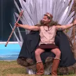 Princeso sigue ganándose el odio de sus compañeros en Mundos Opuestos: Fue Rey por un día y desató la furia, Canal 13