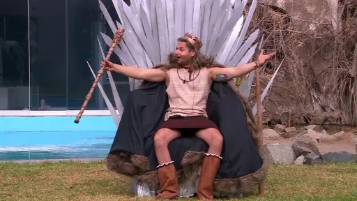 Princeso sigue ganándose el odio de sus compañeros en Mundos Opuestos: Fue Rey por un día y desató la furia, Canal 13