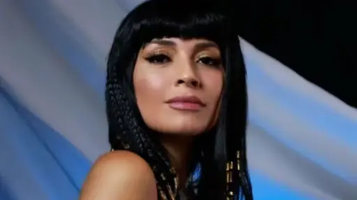 Camila Polizzi como Cleopatra, Instagram