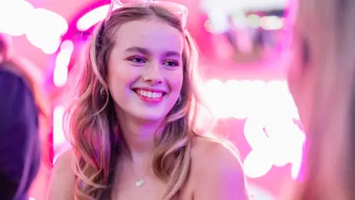 Giulia Inostroza, Cedida