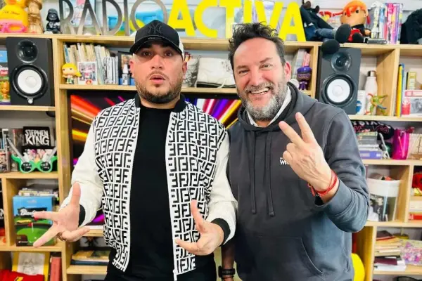 Arte elegante y Daniel Fuenzalida  ,Redes sociales 