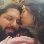 Violeta Boric en brazos de sus padres, Instagram