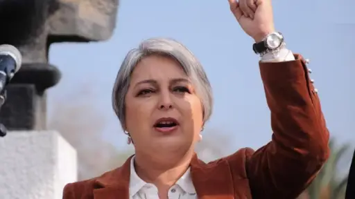 Jeannette Jara pretende llegar a La Moneda, red X