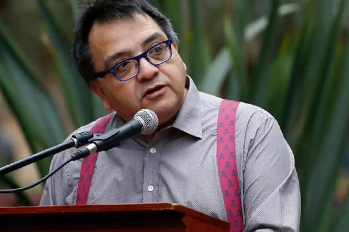 Grave denuncia contra Alex Hernández, Redes sociales | Referencial