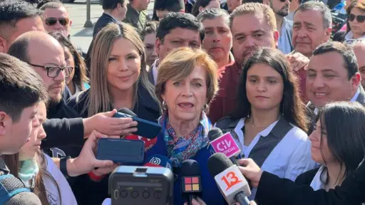 ¿Chile Vamos estudia un plan B?, Redes sociales | Referencial