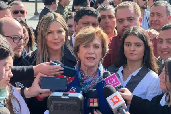 ¿Chile Vamos estudia un plan B? ,Redes sociales | Referencial