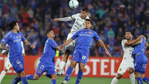 La U recibe a Guaraní en el Estadio Nacional, Juan Pablo Carmona