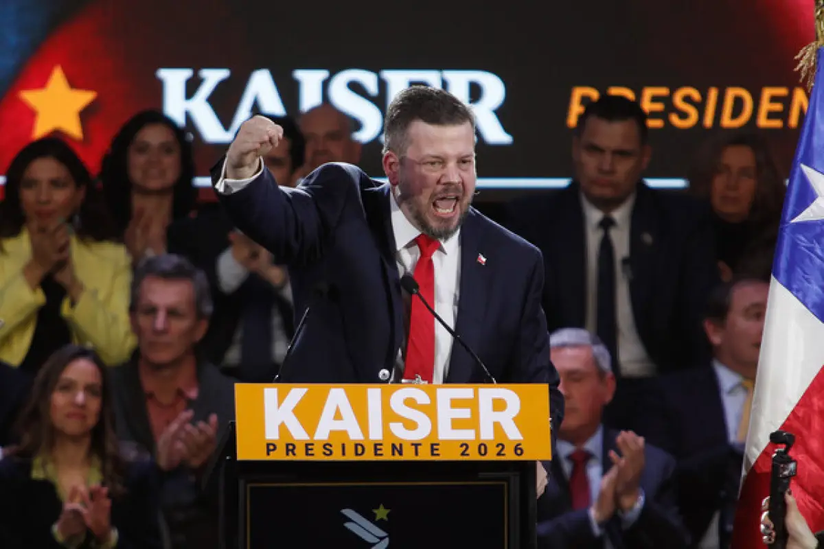 Johannes Kaiser entonó la tercera estrofa del himno, Redes sociales | X