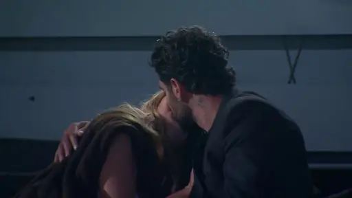 Disley Ramos a los besos con Yoan Curtis, Cedida | Canal 13
