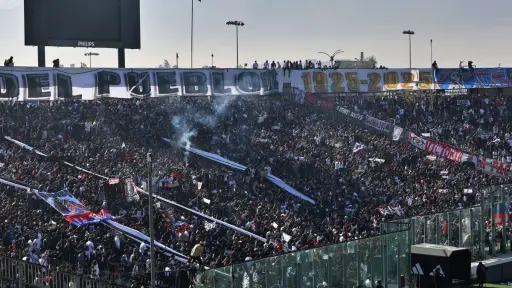 Arengazo Colo Colo , Redes sociales | Referencial