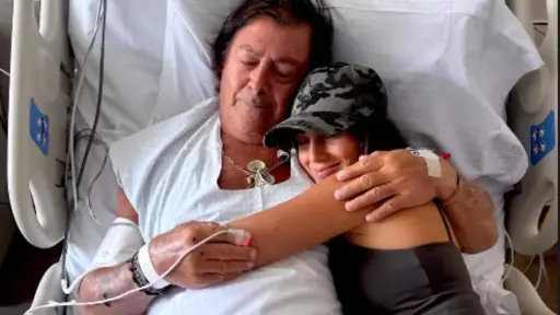 Emeterio Ureta y su hija Tita, Redes sociales