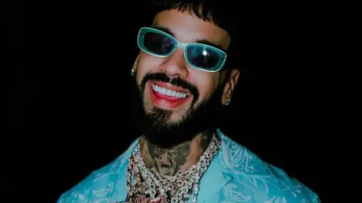 Anuel AA , Redes sociales | Referencial