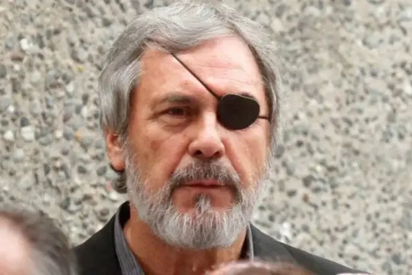 Santiago Pavlovic  ,Redes sociales | Referencial