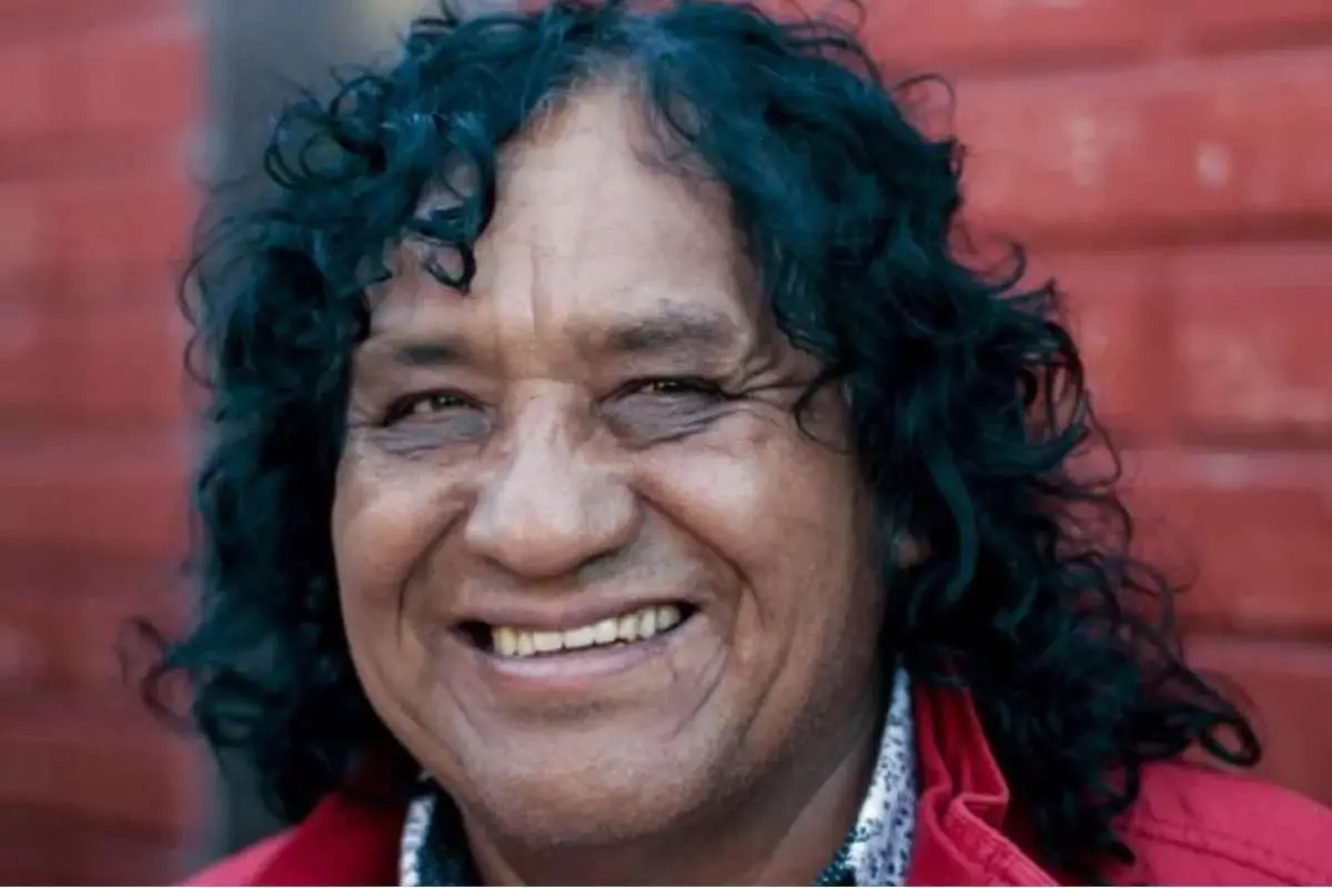 Adrián Chauque, Redes sociales