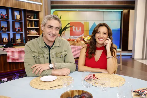 José Luis Repenning y Priscila Vargas Tu día  ,Canal 13