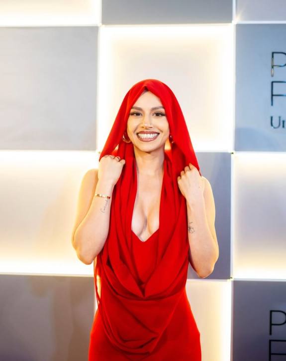 Karla Melo en Pulsar - Redes Sociales