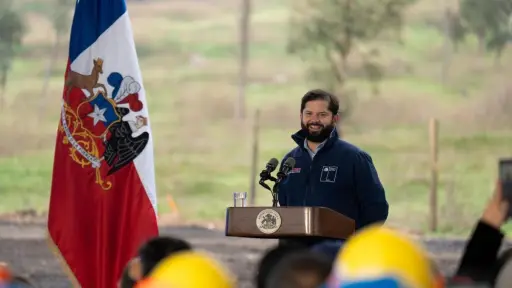 El Presidente Boric en puso primera piedra en túnel Lo Ruiz, Cedida