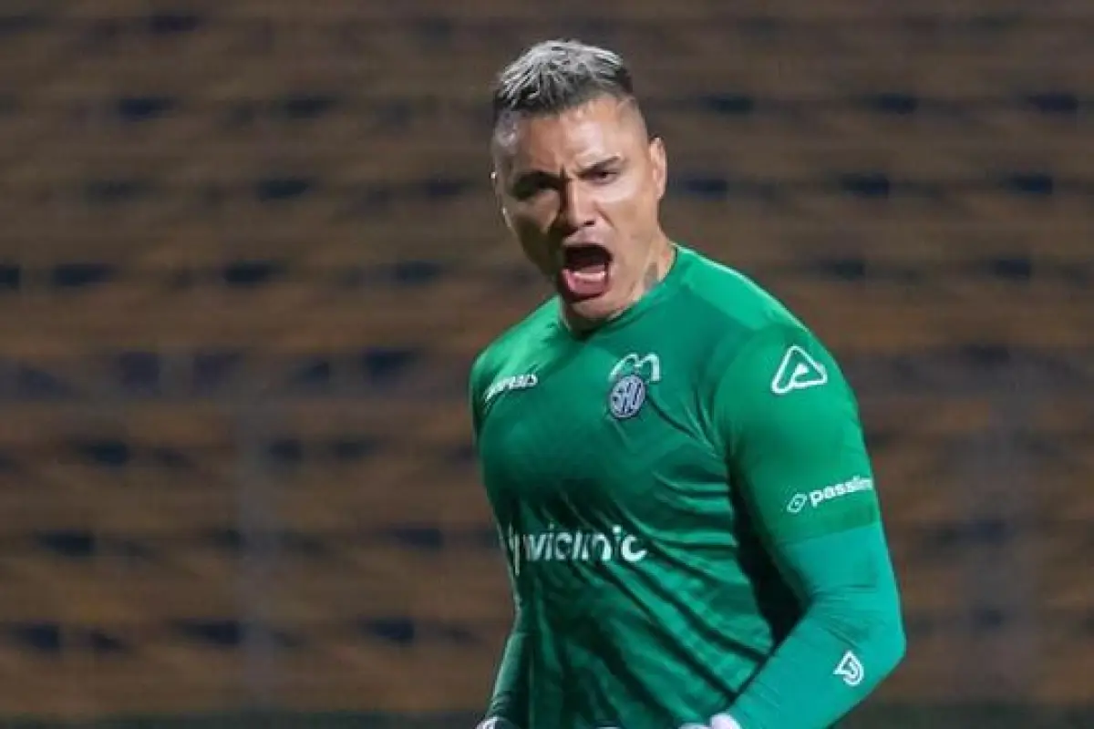 Cristóbal Campos tiene nuevo club , Redes sociales | Referencial