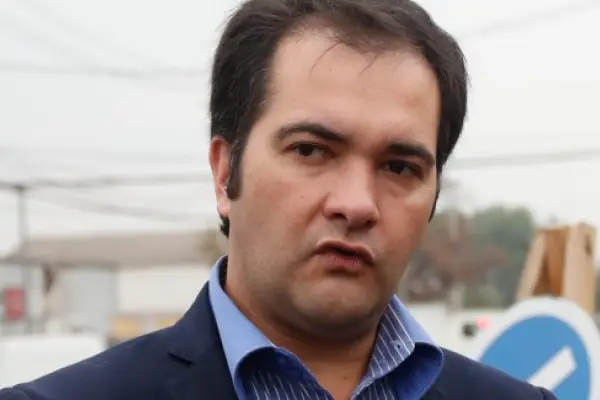 Alcalde René de la Vega sufrió agresión ,Redes sociales | X