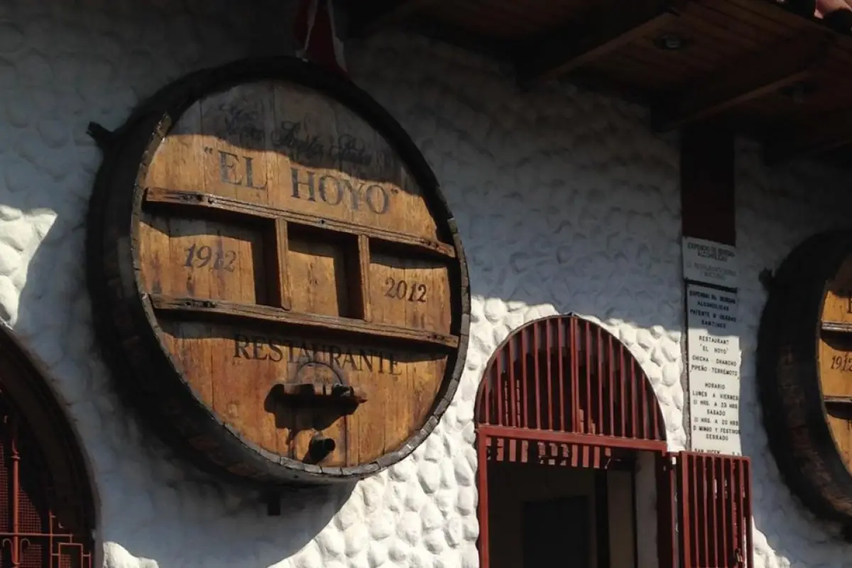 Reabren emblemático restaurante ''El Hoyo'', El Hoyo | Instagram