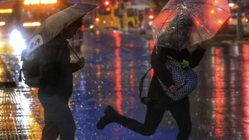 Lluvia en Santiago