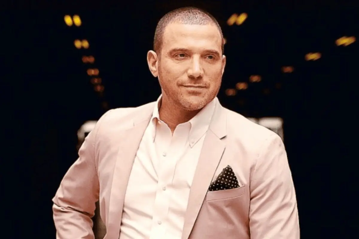 Chilevisión apostaría por Julián Elfenbein, Instagram