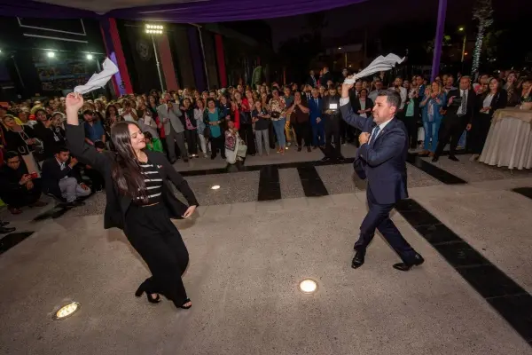 La Florida invita a 100 cuecas al hilo ,Cedida