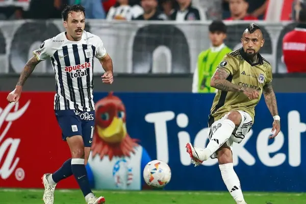 Sebastián Rodríguez enfrentó a Colo Colo por Alianza Lima ,red X