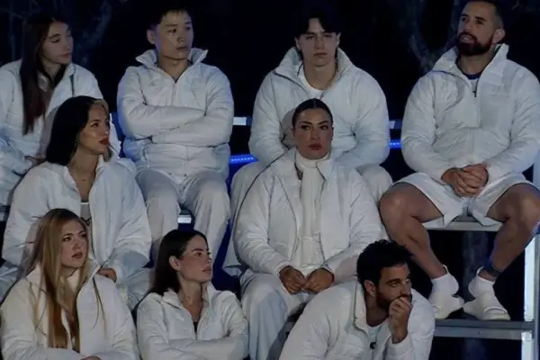 Mundos Opuestos