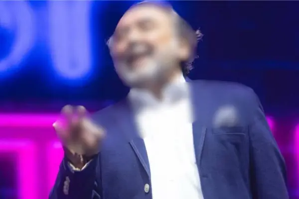 Comediante referencial ,Redes Sociales