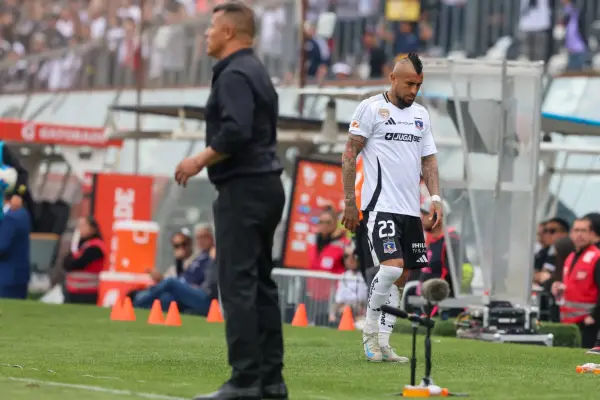Jorge Almirón y Arturo Vidal ,Juan Pablo Carmona