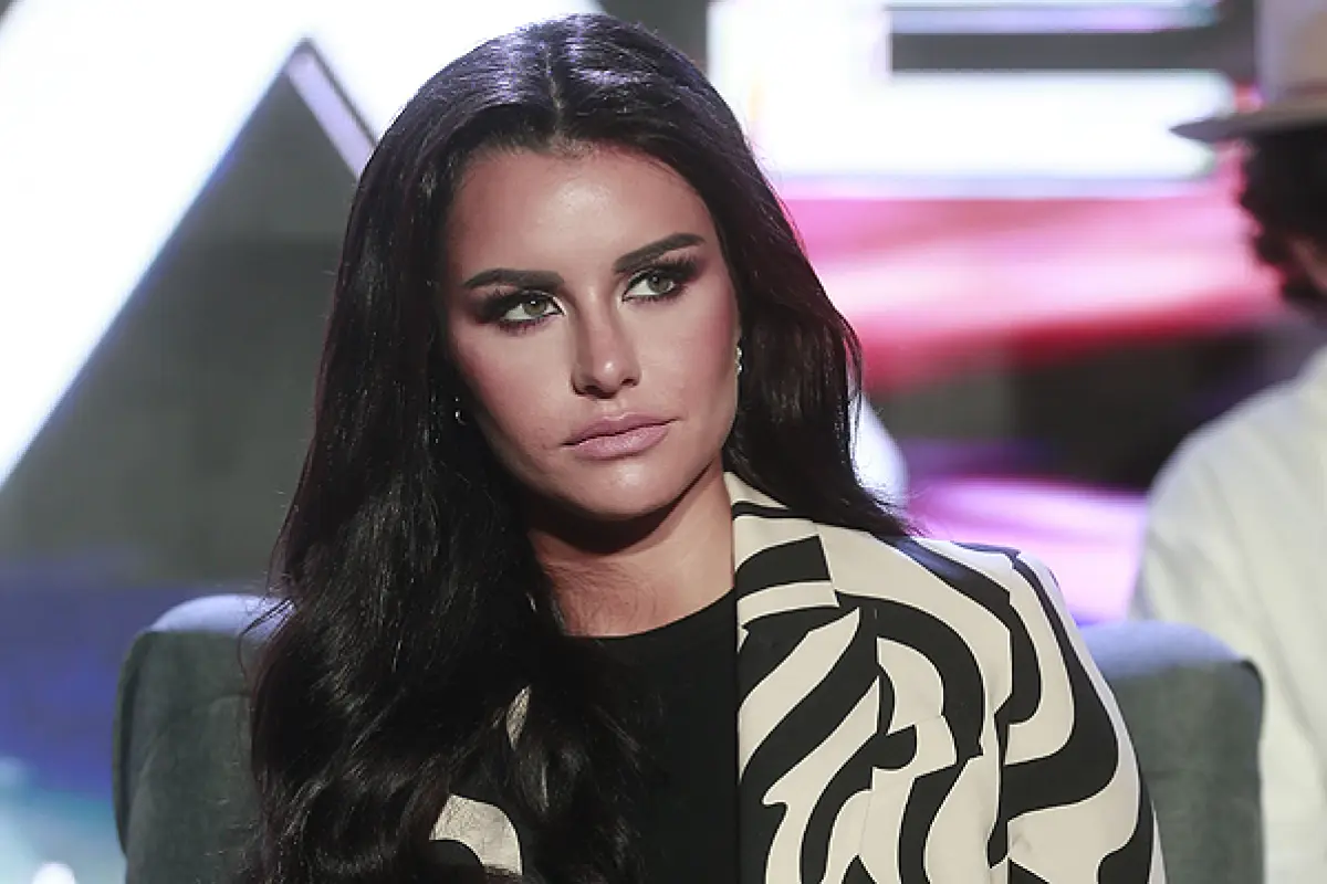 Emilia Dides, Redes Sociales