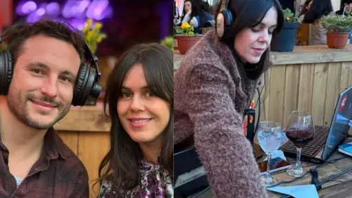 Francesco Gazzella y Carola Varleta en bar La Virgen, Instagram