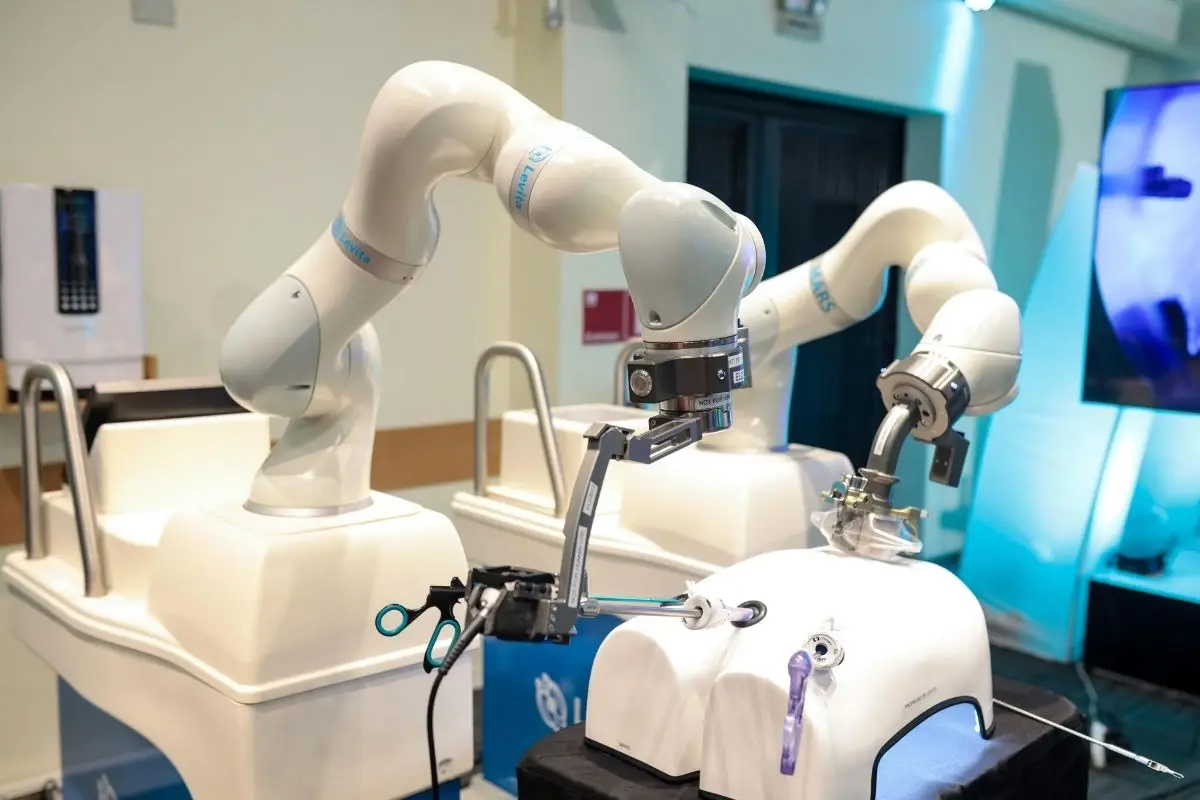 Levita Magnetics alcanza las 1.000 cirugías con su robot quirúrgico MARS, Cedida
