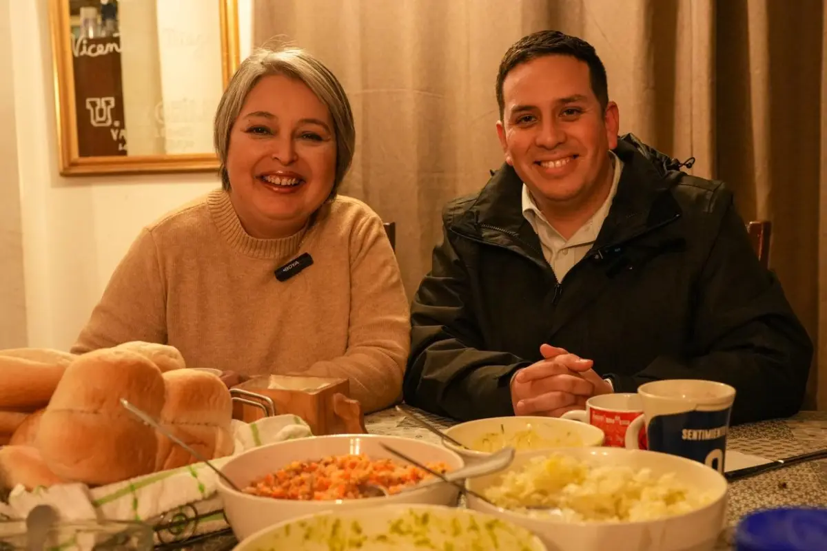 Jeannette Jara suma al alcalde de Puente Alto a su campaña para liderar red de voluntarios,