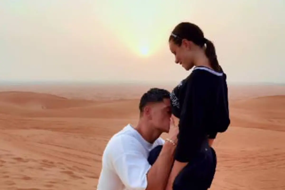 Sammis Reyes y Emilia Dides, Redes Sociales