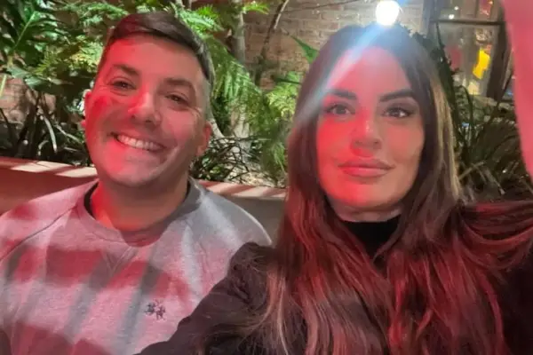 Carmen Tuitera y su pareja ,Redes sociales