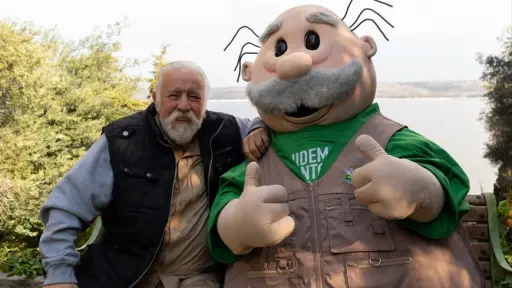 Ivan Arenas y Dr Simi ,     