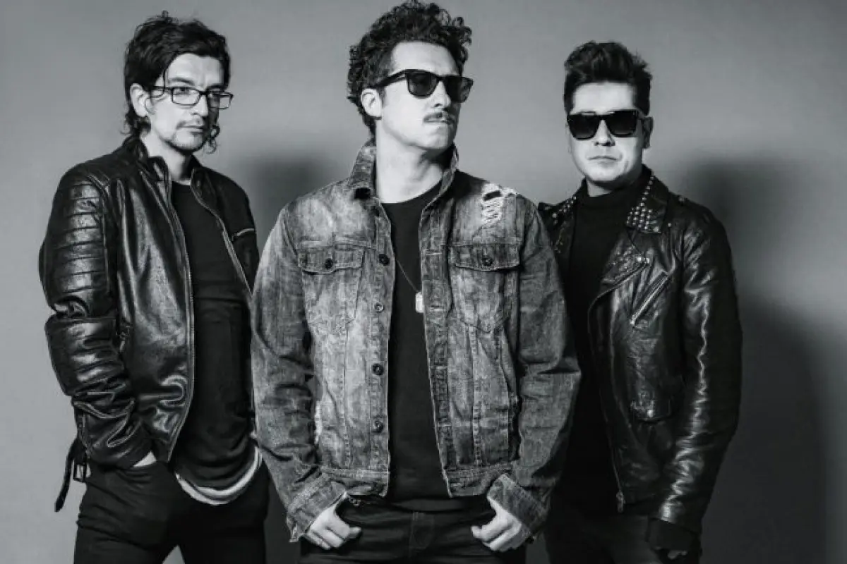 De Saloon anuncia show gratuito para este miércoles, Redes sociales