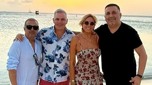 Raquel Argandoña y José Miguel Viñuela en Aruba, Instagram