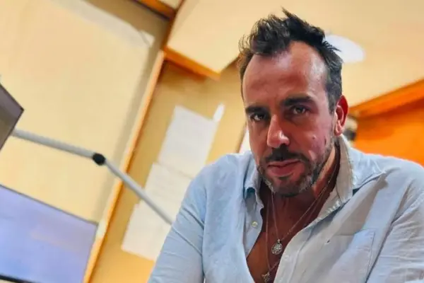 Francisco Kaminski ,Redes sociales | Referencial