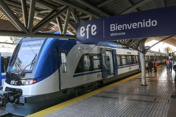 Tren Santiago Melipilla  ,    