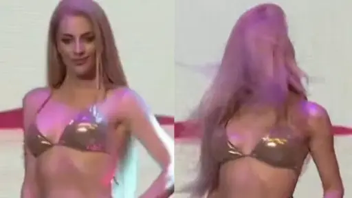 Cata Palacios durante su desfile en traje de baño, Captura