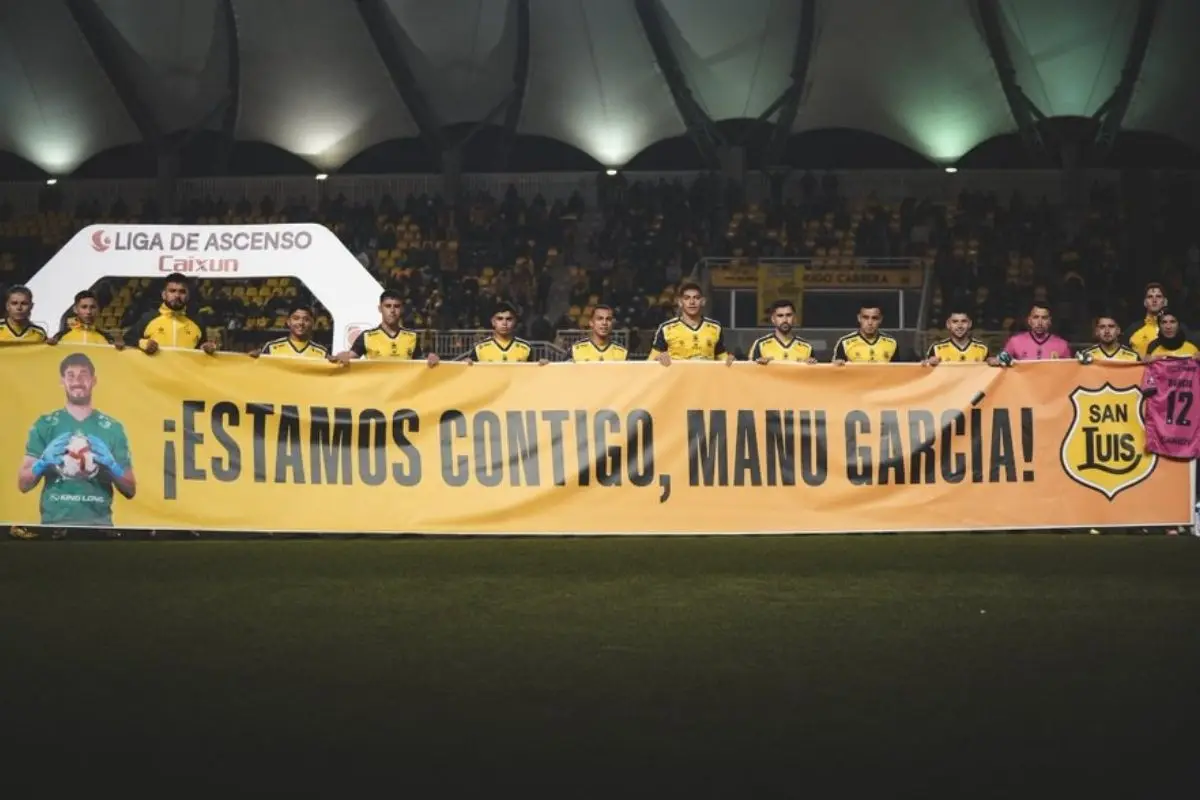 Manuel García no jugará más al fútbol, red X